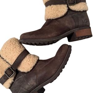 UGG leather and wool boots. Women’s 8 Brown Shearling